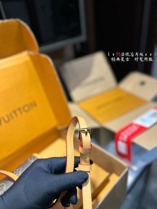 LV Diane handbag - Image 9