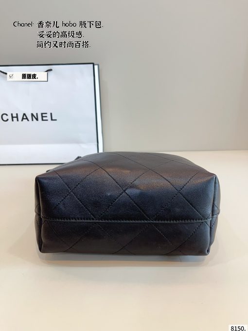 Chanel Wandering Bag - Image 7