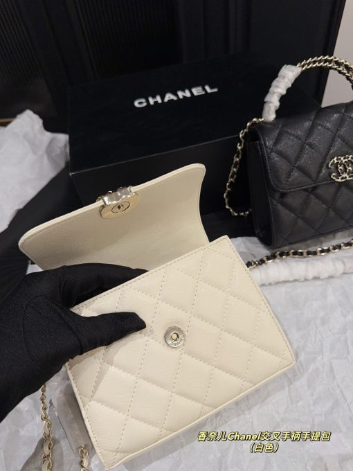 Chanel handbag - Image 9