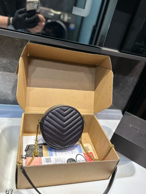 YSL round pancake packs - Image 7
