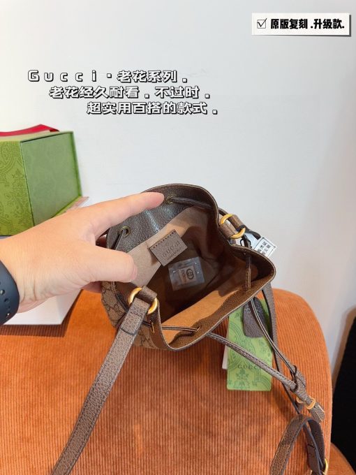GUCCI bucket bag - Image 2
