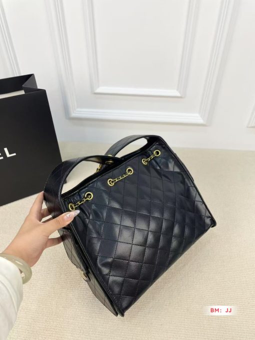 CHANEL tote bag - Image 4