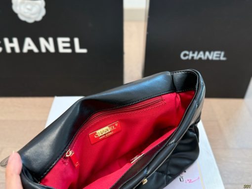 CHANEL crossbody bag - Image 2